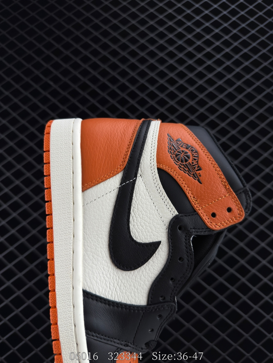 Nike AIR JORDAN 1 RETRO HIGH